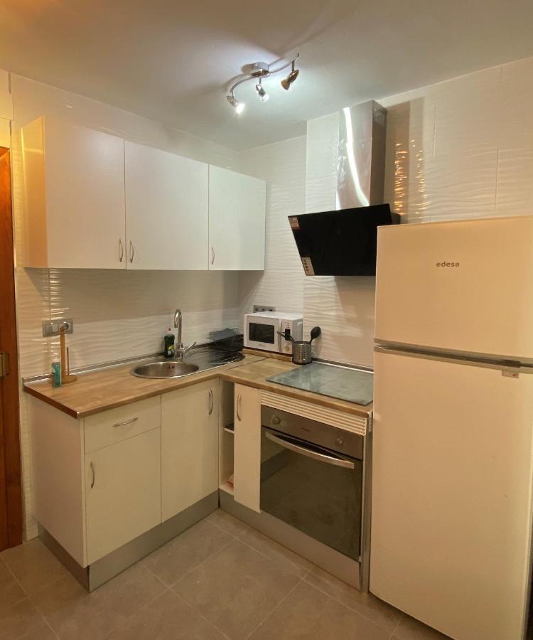 Apartamento A Estrenar En Primera Linea De Playa Torrox Exteriör bild